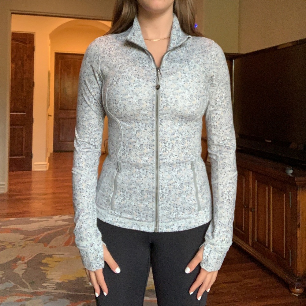Lululemon Forme Jacket - Picture 2 of 3